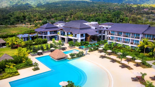 IHG Hotels & Resorts expands in Mexico, Latin America, and the Caribbean with new luxury and lifestyle hotel openings, including Six Senses, InterContinental, and Kimpton.