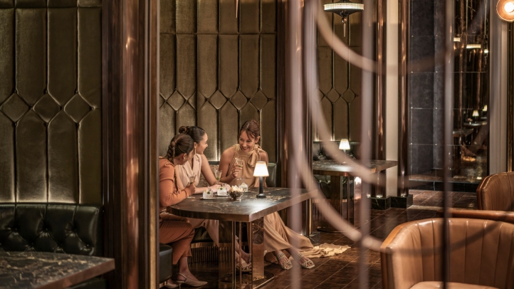 BKK Social Club at Four Seasons Hotel Bangkok wins Best International Hotel Bar at the 2024 Spirited Awards, celebrated for its exceptional service, innovative cocktails, and elegant ambiance.