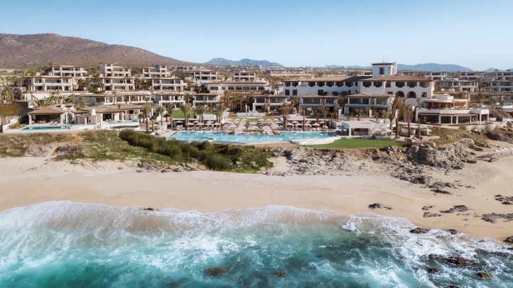 Four Seasons Resort Cabo San Lucas introduces eight innovative dining and drinking venues, featuring world-class cuisine by Chef Richard Sandoval, enhancing the culinary scene in Los Cabos.