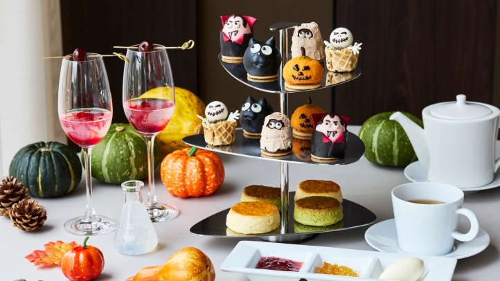 Indulge in Halloween Afternoon Tea 〜Monster Night〜 at MAISON MARUNOUCHI, Four Seasons Hotel Tokyo at Marunouchi, featuring whimsical Halloween-themed sweets and savory delights.