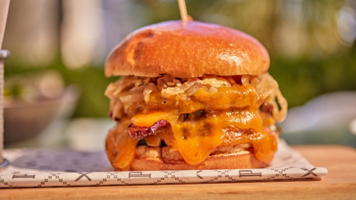 Celebrate National Food Bank Day and Cheeseburger Day at Four Seasons Las Vegas this September. Enjoy the Sin City Burger, and $1 will support Three Square Food Bank’s fight against hunger.