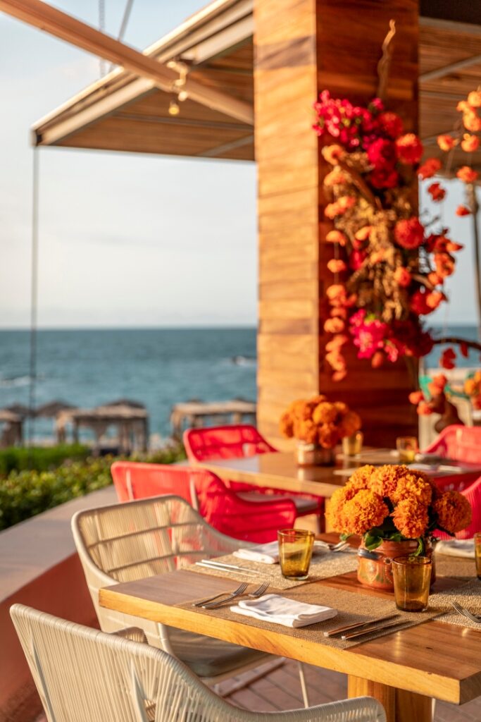 Join the Four Seasons Resort Punta Mita for Catrinas Fest, a vibrant Día de Los Muertos celebration from November 1-3, featuring culinary events, music, and cultural activities.