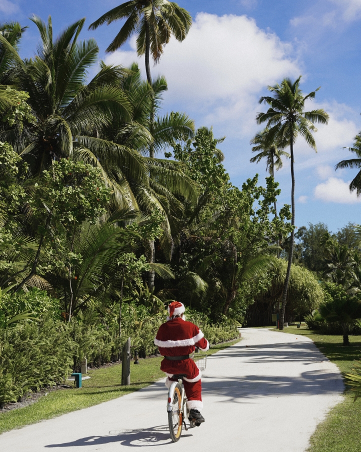 Celebrate the festive season at Four Seasons Seychelles on Desroches Island with tropical-themed events, gourmet feasts, and vibrant celebrations, offering a luxurious island escape for all.