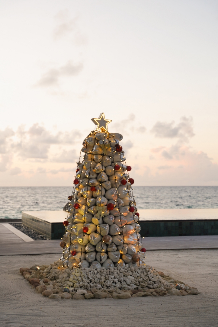 Celebrate the festive season at Four Seasons Seychelles on Desroches Island with tropical-themed events, gourmet feasts, and vibrant celebrations, offering a luxurious island escape for all.