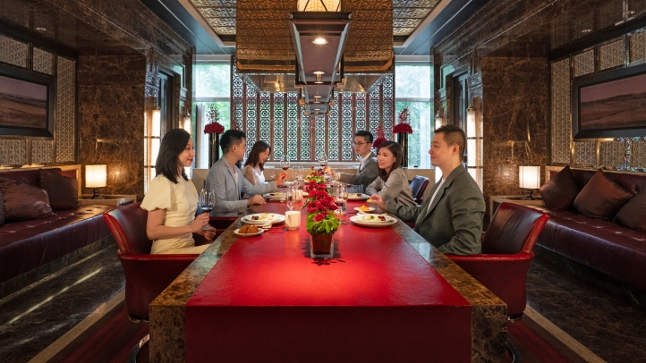 Experience a luxurious culinary journey at Four Seasons Hotel Beijing's Cai Yi Xuan. In collaboration with Royal Copenhagen, savor classic Cantonese dishes on exquisite Blue Fluted Plain porcelain in an intimate, elegant setting.