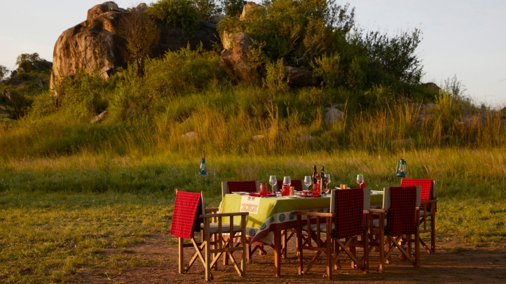 Four Seasons Safari Lodge Serengeti introduces an enchanting stargazing experience under the African sky, guided by Maasai and Park Rangers, complementing its renowned Bush Dinners.