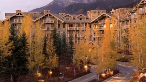 Plan an unforgettable fall family getaway at Four Seasons Resort and Residences Jackson Hole, featuring vibrant foliage, wildlife adventures, stargazing, and a range of family-friendly activities.