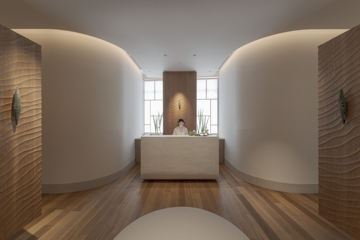 Four Seasons Hotel Osaka was named one of the 12 Best Hotels in Osaka by Forbes, recognized for its luxurious spa, wellness offerings, and exceptional guest experiences.