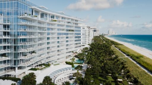 Four Seasons Hotel at The Surf Club earns a coveted spot on the 2024 World’s 50 Best Hotels list, celebrated for its oceanfront luxury, exceptional service, and iconic Miami Beach charm.