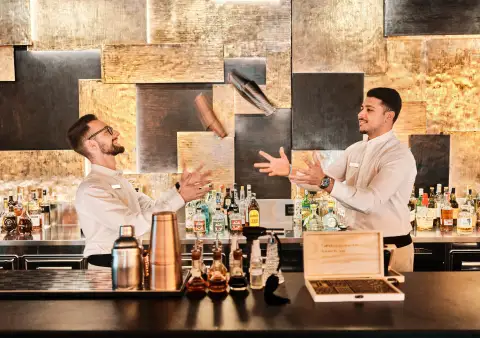 Mixologists Matteo Ciaffaroni and Paolo Pallucchini are guest favorites at Hilton Rome Eur La Lama’s Blade Bar, known for their creative cocktails, friendly service, and unforgettable experiences.