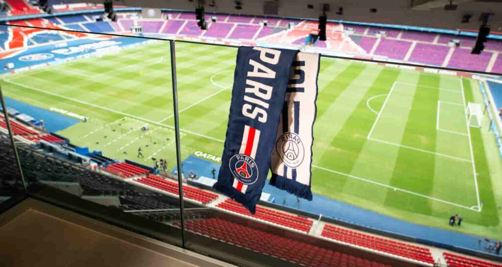 Novotel and ALL have unveiled "La Suite Novotel by ALL.com," a luxurious hotel room inside PSG’s Parc des Princes, offering fans a unique VIP experience with a private balcony view.