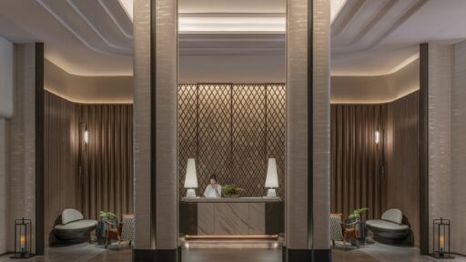 Form Recovery and Wellness opens a new physiotherapy centre at Four Seasons Hotel Bangkok at Chao Phraya River, offering guests expert recovery and wellness services in a luxurious setting.