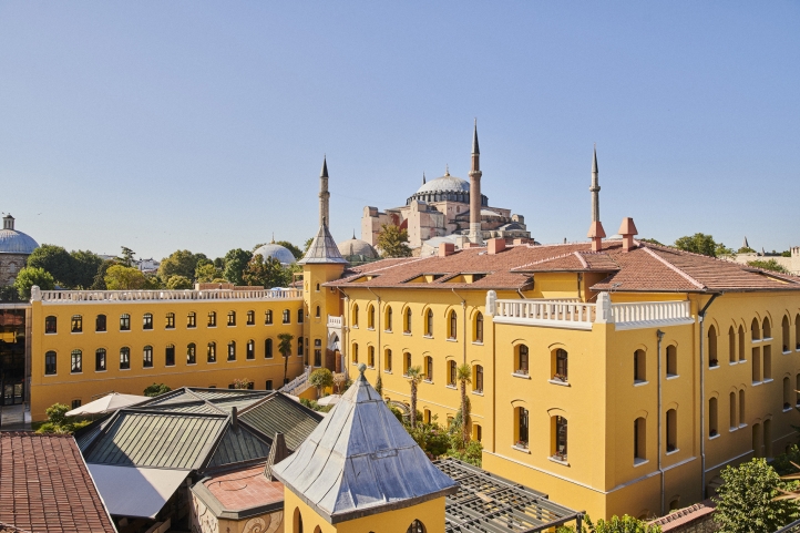 Four Seasons Hotel Istanbul at Sultanahmet earns recognition in the 2024 Condé Nast Traveler Readers' Choice Awards, praised for blending historic charm with modern luxury and exceptional service.