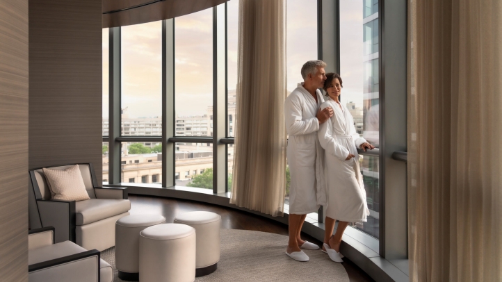 Indulge in autumn relaxation at the award-winning Wellness Floor at Four Seasons Hotel One Dalton Street, Boston with new luxurious treatments and expanded designer retail offerings.