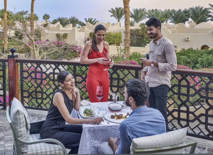 Celebrate the holiday season in sun-kissed luxury at Four Seasons Resort Sharm El Sheikh, with beachside festivities, enchanting decor, family activities, and exquisite holiday dining by the Red Sea.