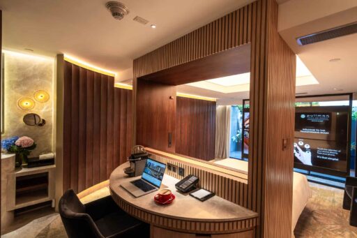 Pullman Hotels debuts the Transforming Room at Pullman Singapore Orchard, a modular space blending work, wellness, and leisure with high-tech features and adaptable design.