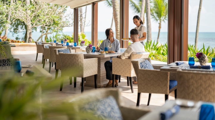 Discover unforgettable holiday dining at Four Seasons Resorts Thailand, where festive menus, local flavors, and culinary artistry create exceptional experiences through the New Year.