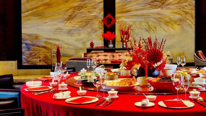 Four Seasons Hotel Beijing ushers in the Year of the Snake with festive traditions, from a grand Golden Lion Dance to gourmet delights, elegant gifts, and Michelin-starred feasts.