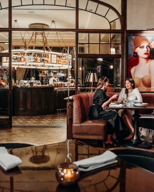 Kollázs Brasserie & Bar at Four Seasons Gresham Palace Budapest earns Michelin recognition, celebrating exceptional cuisine, bold flavors, and outstanding dining experiences.