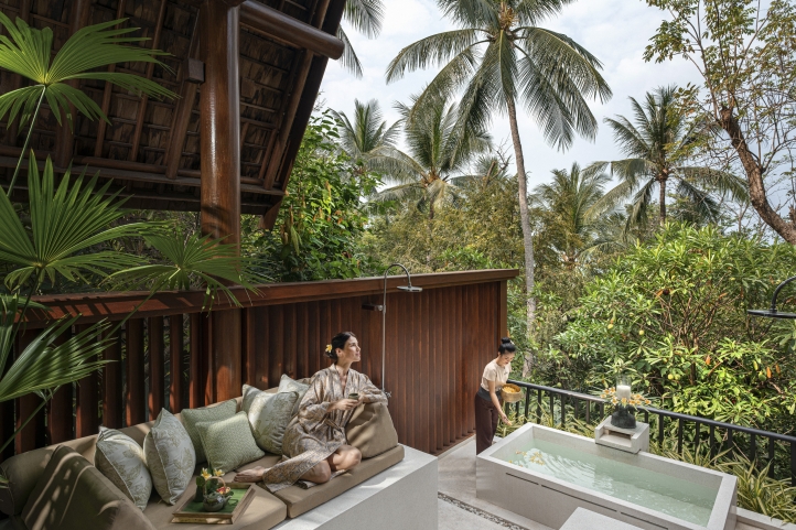 Celebrate Lunar New Year at Four Seasons Resort Koh Samui with luxury family escapes, ocean-front villas, cultural experiences, exquisite dining, and transformative wellness rituals.