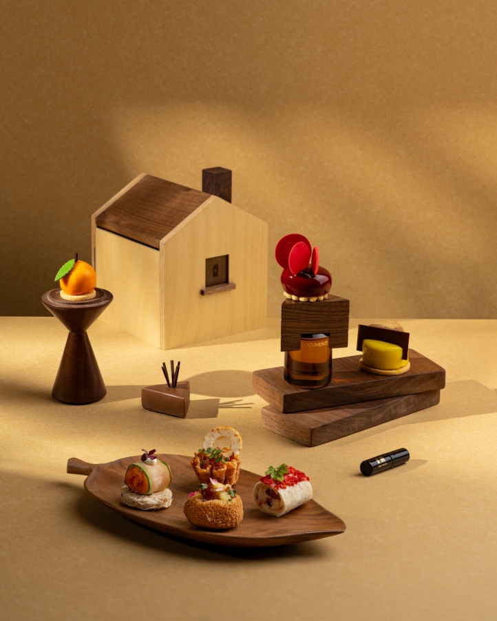 Experience a luxurious fusion of taste and aroma at Four Seasons Hotel Shenzhen's Aromatic Indulgence Afternoon Tea, crafted with DOCUMENTS fragrances from Jan 1-Feb 28, 2025.