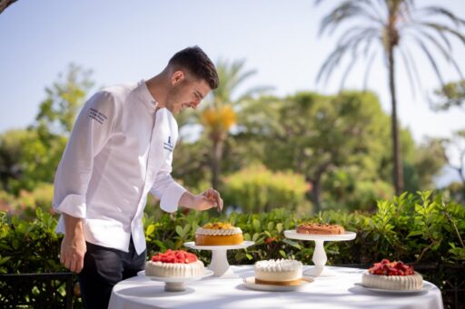 Experience a limited-edition afternoon tea at Four Seasons Resort Dubai as pastry legends Pierre-Jean Quinonero and Nicolas Lambert redefine dessert artistry from January to March 2025.