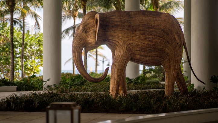 Discover "The Great Elephant Migration," featuring life-sized Indian elephant sculptures at Four Seasons Fort Lauderdale and Palm Beach, promoting conservation and coexistence.