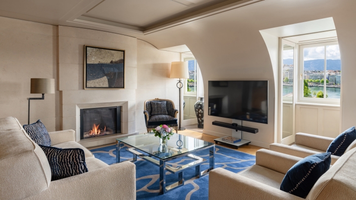 Celebrate Valentine’s Day at Four Seasons Hotel des Bergues Geneva with the "Romance & Music" package, featuring a luxury stay, VIP concert, gourmet dining, and romantic touches.