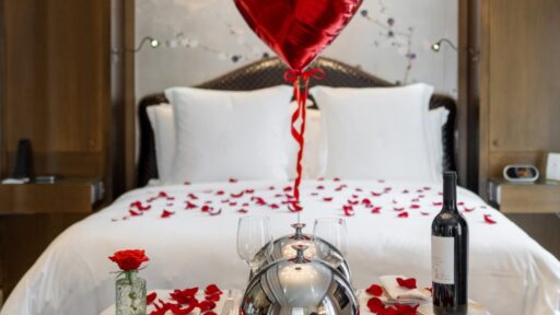 Celebrate Valentine’s Day at Four Seasons Hotel des Bergues Geneva with the "Romance & Music" package, featuring a luxury stay, VIP concert, gourmet dining, and romantic touches.