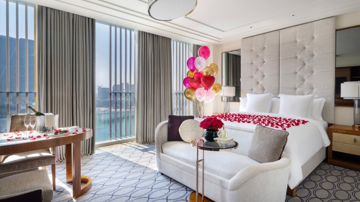 Celebrate love at Four Seasons Hotel Abu Dhabi with luxurious Valentine’s Day experiences, including fine dining, afternoon tea, handmade chocolates, spa treatments, and more.