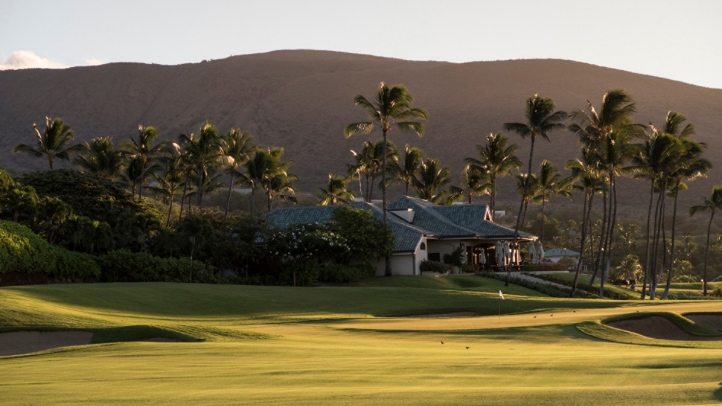 Play Manele Golf Course at Four Seasons Resort Lanai for breathtaking ocean views, exclusive perks, and world-class golf on a Jack Nicklaus-designed cliffside course.