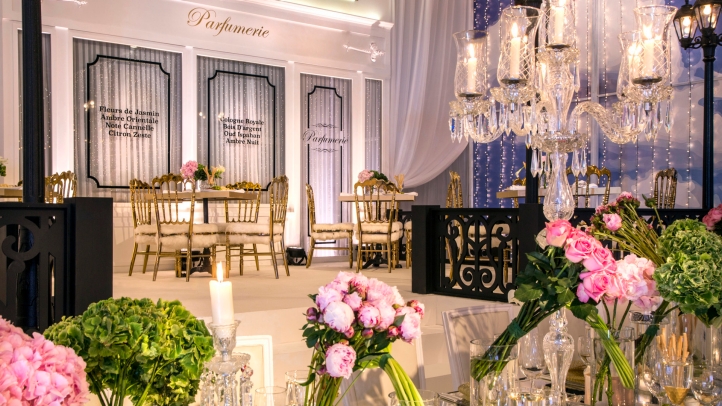 Discover 2025’s top wedding trends with expert insights from Four Seasons Hotel Philadelphia, from bold colors and immersive dining to unique venues and luxe after-parties.