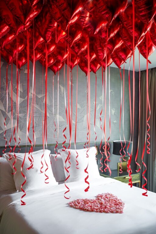 Celebrate love at Four Seasons Hotel Bengaluru with romantic rooftop dining, luxurious staycations, indulgent spa retreats, and handcrafted Valentine’s treats.