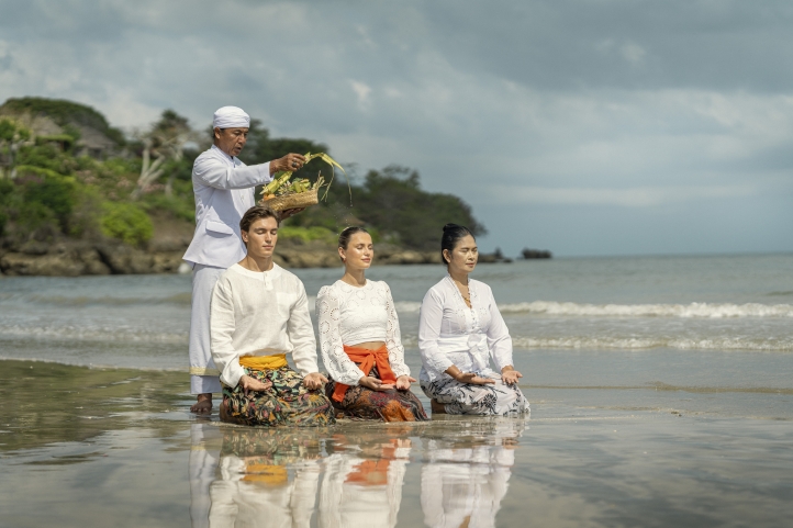 Explore Bali in 2025 with new Signature Experiences at Four Seasons Resorts Bali, featuring immersive cultural, culinary, and adventure-filled journeys across land, river, sea, and sky.