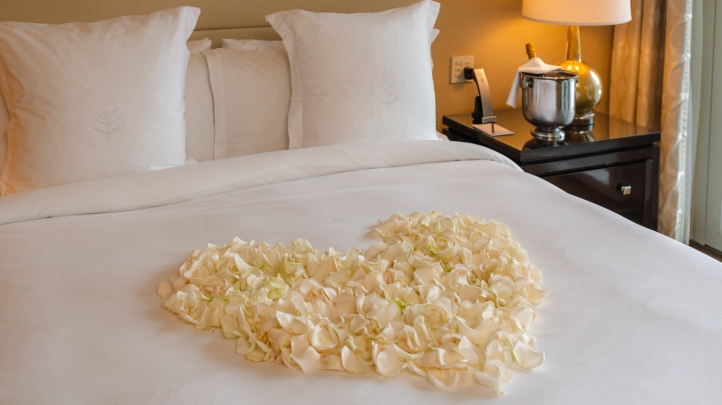 Celebrate love at Four Seasons Hotel Baltimore with romantic dining, indulgent spa treatments, and luxurious stays, including a dreamy Romance Package and Night Spa.