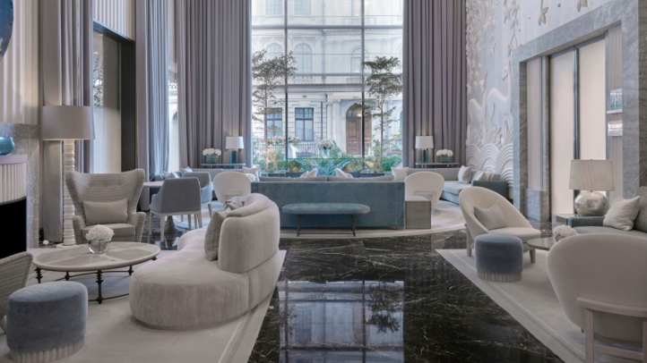 Four Seasons London at Park Lane and Tower Bridge earn Forbes 5-Star honors for 2025, reaffirming their status as top luxury hotels with world-class service and experiences.