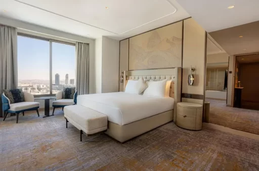 Signia by Hilton debuts in Amman, Jordan, offering luxury stays, world-class dining, premium wellness, and expansive event spaces in the heart of the business district.