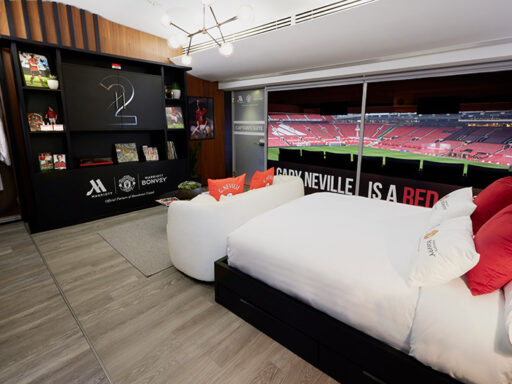 Marriott Bonvoy and Manchester United offer fans a chance to stay in The Captain’s Suite at Old Trafford, meet Gary Neville, and attend the Manchester Derby in style.