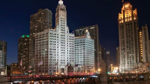 Celebrate St. Patrick’s Day 2025 at Four Seasons Hotel Chicago with festive dining, live Irish music, whiskey tastings, and the iconic emerald-green Chicago River.