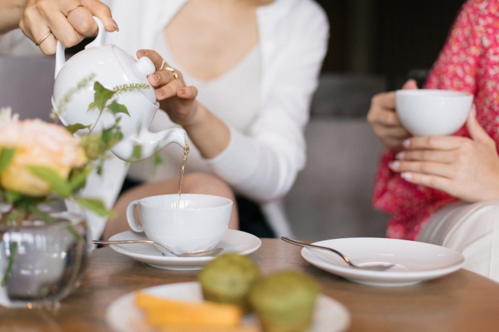Celebrate Memorial Day at Four Seasons Resort Lanai with live music, gourmet events, outdoor adventures, luxury stays, and round-trip Lanai Air charter service from Honolulu.