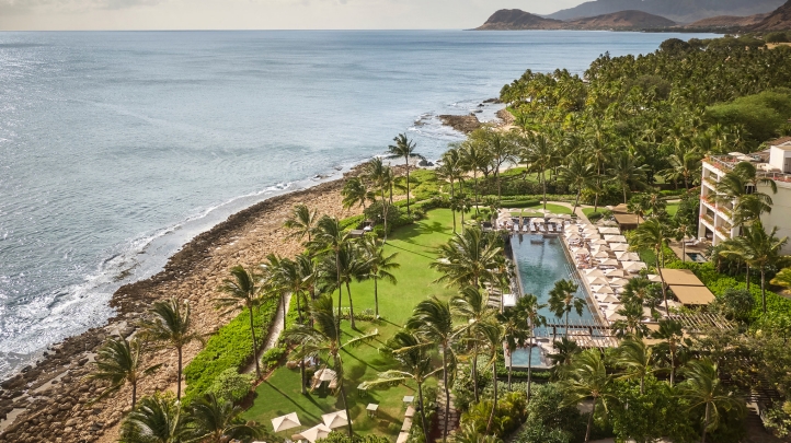 Launching July 4, the new Club Lounge at Four Seasons Oahu offers ocean views, local cuisine, premium cocktails, and personalized service for Club room and suite guests.