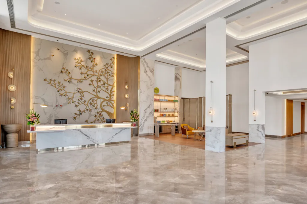 Hilton debuts in Jabalpur with Hilton Garden Inn, bringing upscale global hospitality, modern amenities, and easy access to business hubs and wildlife sanctuaries.