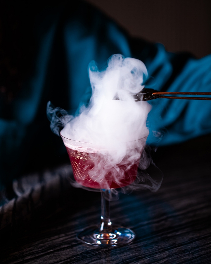 Tonic Bar at Four Seasons Riyadh debuts as a luxe, alcohol-free lounge led by an all-female team, offering signature tonics, elegant design, and upscale bar bites.